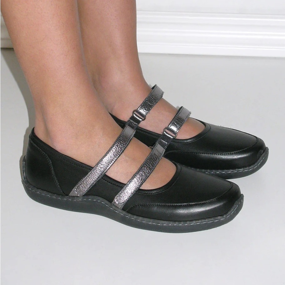 Paloma Wool no 1688 / 002KM Velcro Sporty Ballerina Shoes (size 9)